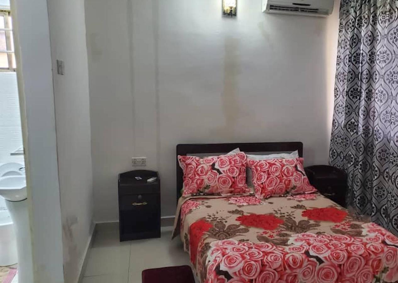 Savagem Furnished Apartment Freetown Bagian luar foto